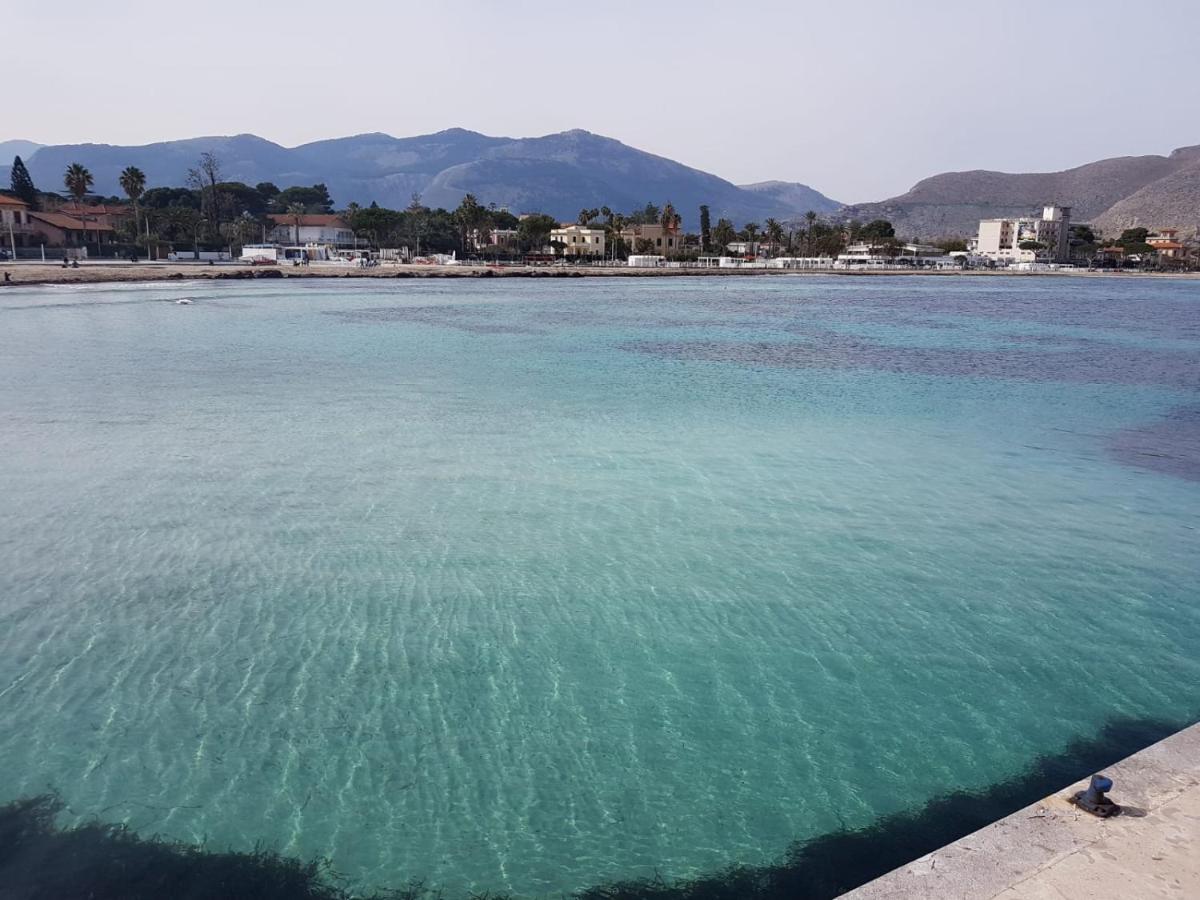 Villa Ania Mondello Bagian luar foto